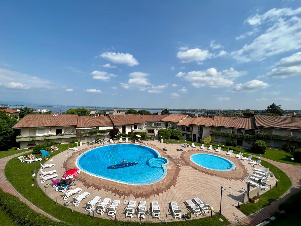 Kristall Aparthotel 2*